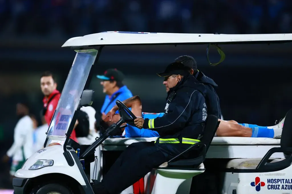 Andrés Montaño salió lesionado ante León. (Imago 7)