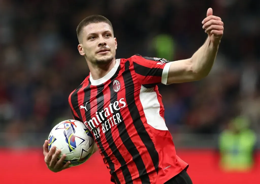 Nicolás Larcamón se refirió a la posibilidad de contar con Luka Jovic (Getty Images)