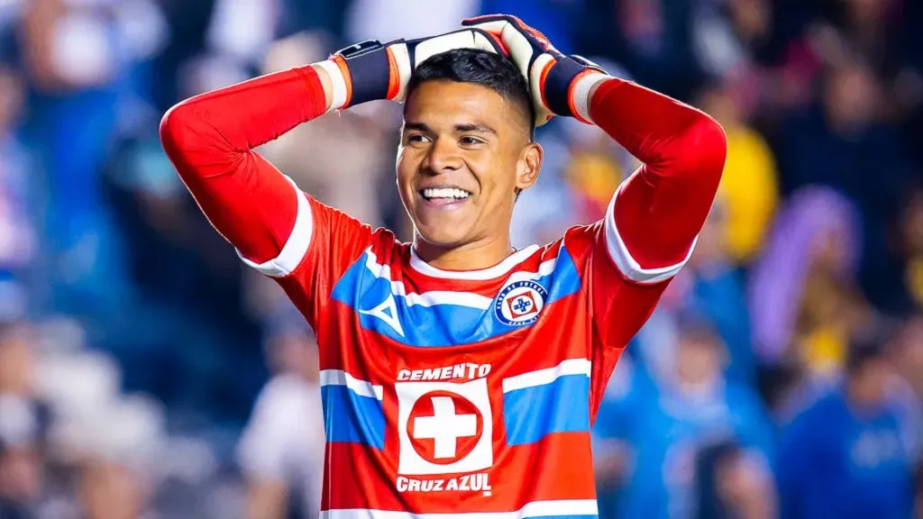 El colombiano podría cambiar de destino en poco tiempo.