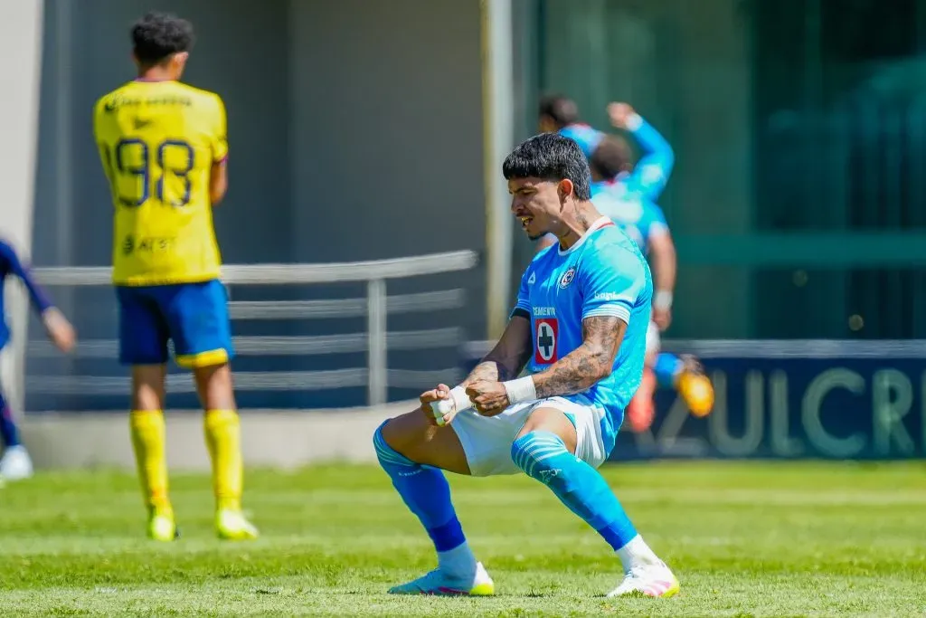 Nicolás Larcamón eligió al sustituto de Willer Ditta en Cruz Azul (Imago 7)