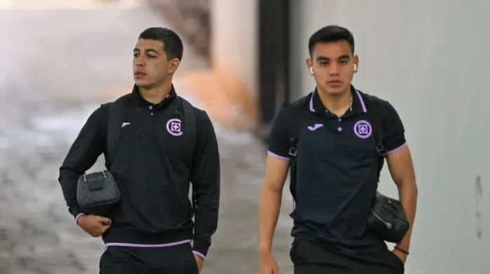 Charly y Lira no renovaron: Cruz Azul tomaría una triste decisión