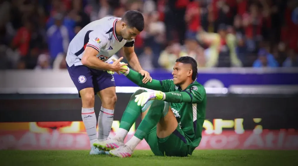 El vestidor de Cruz Azul mostró un ambiente desgarrador. (Imago7)