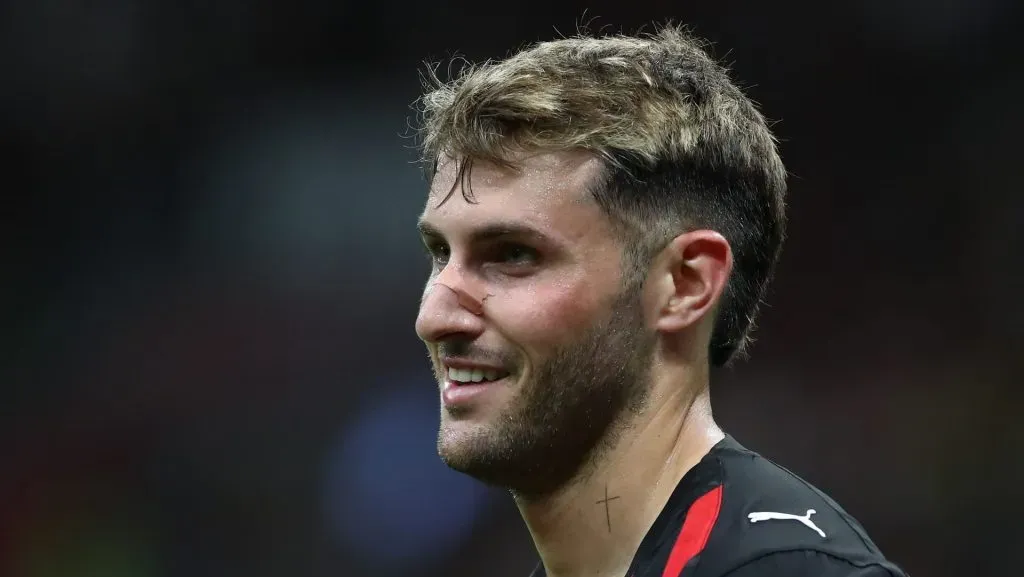 Santi Giménez deja un mensaje de 9 palabras tras inicio de temporada triunfal en AC Milan. Lado.mx Santi Giménez deja un mensaje de 9 palabras tras inicio de temporada triunfal en AC Milan. Noticias en tiempo real