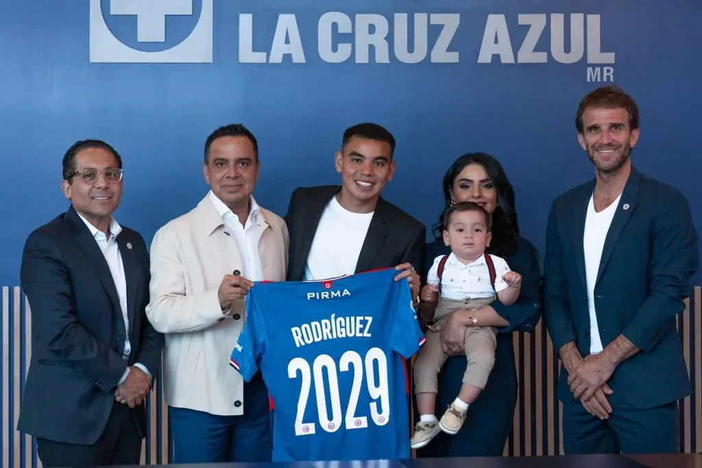 El detalle en el nuevo contrato de Charly Rodríguez que preocupa (Cruz Azul)