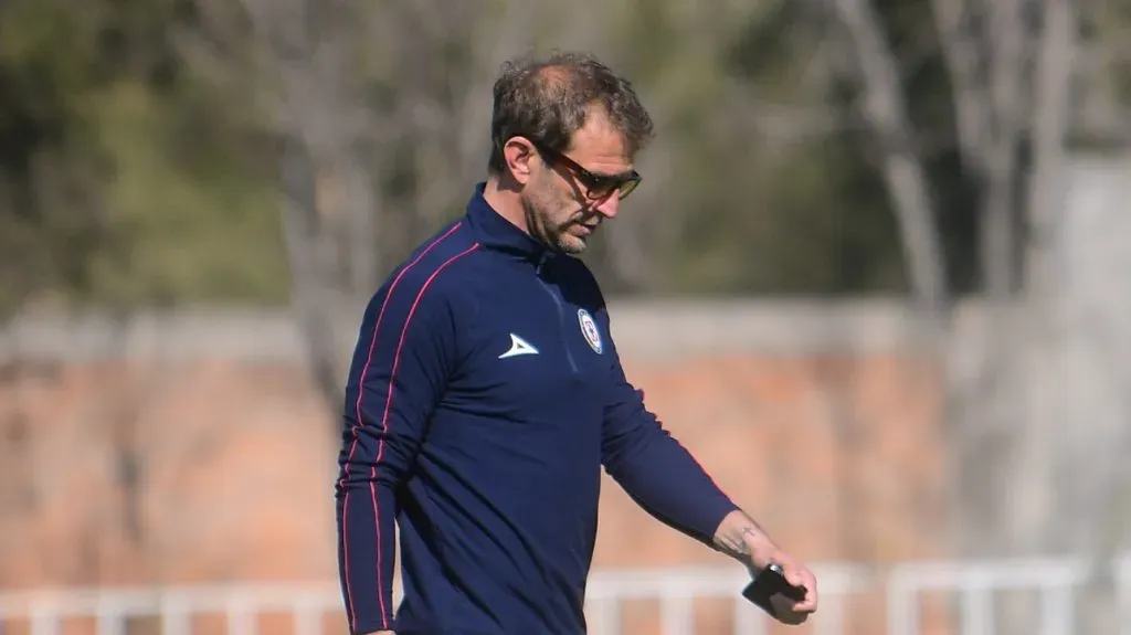 Iván Alonso, director deportivo de Cruz Azul, estuvo al frente de la gestión de fichajes.