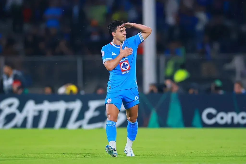 La única palabra de Carlos Hermosillo sobre la renovación de Faravelli (Getty Images)