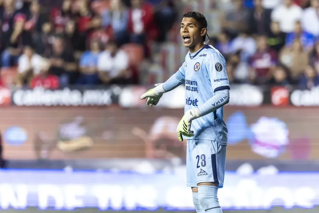 Martín Anselmi respaldó el estilo de juego de Kevin Mier (Getty Images)