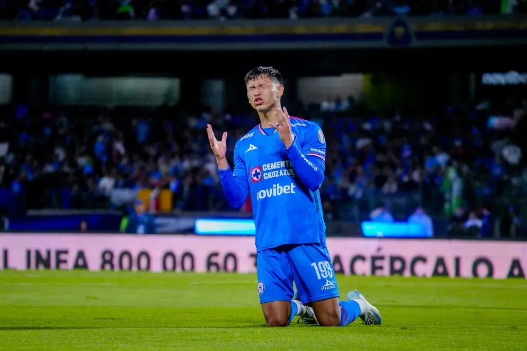 Adrián Esparza señaló al canterano con más futuro en Cruz Azul (Imago 7)