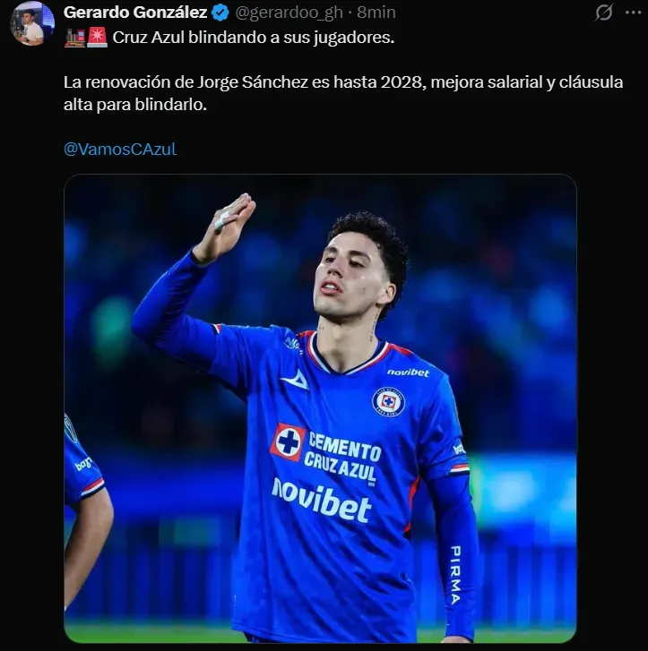 Jorge Sánchez renovó su contrato con Cruz Azul. (@gerardoo_gh)