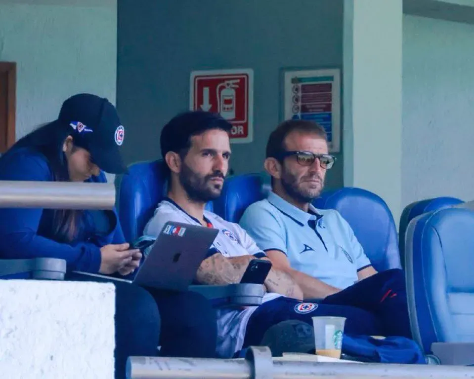 La pieza clave del proyecto de Iván Alonso que podría dejar Cruz Azul (Carlos Córdova)