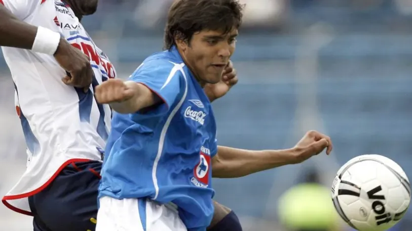 Cámpora y un paso el falso por La Máquina.