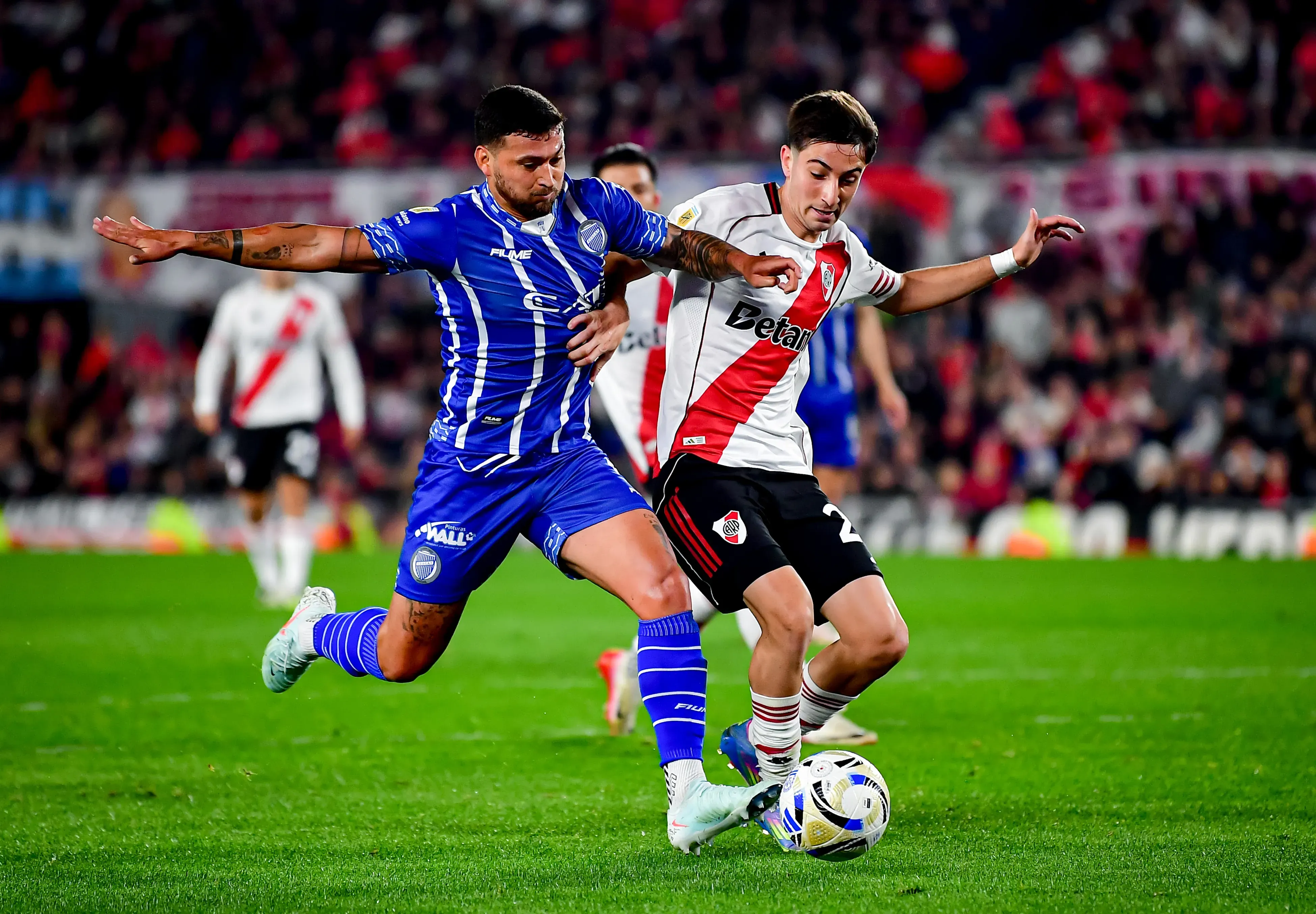 La inesperada razón por la que Juan Escobar se quedaría sin equipo (Getty Images)