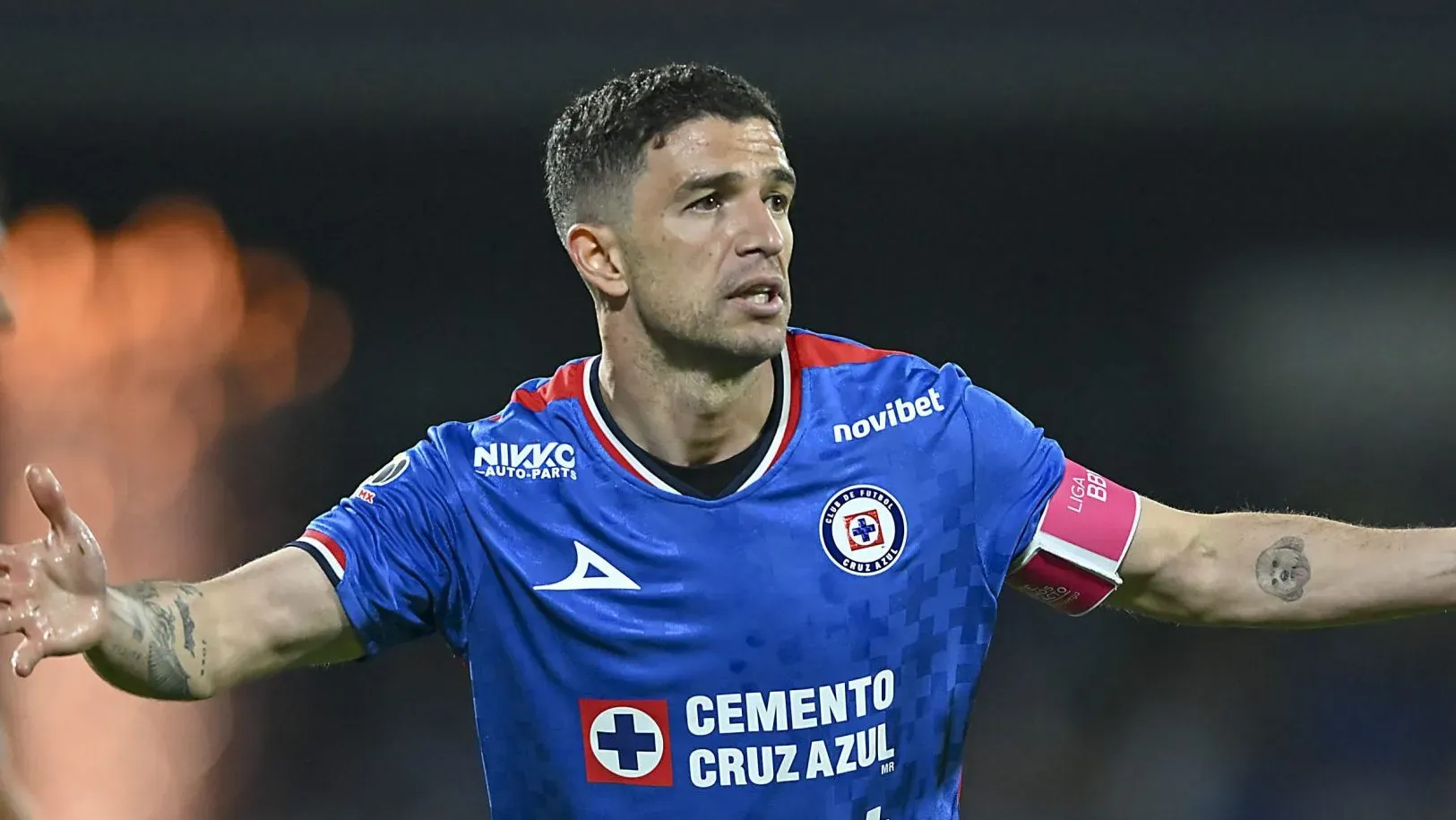 Nacho Rivero, en peligro para Cruz Azul vs. Pumas.