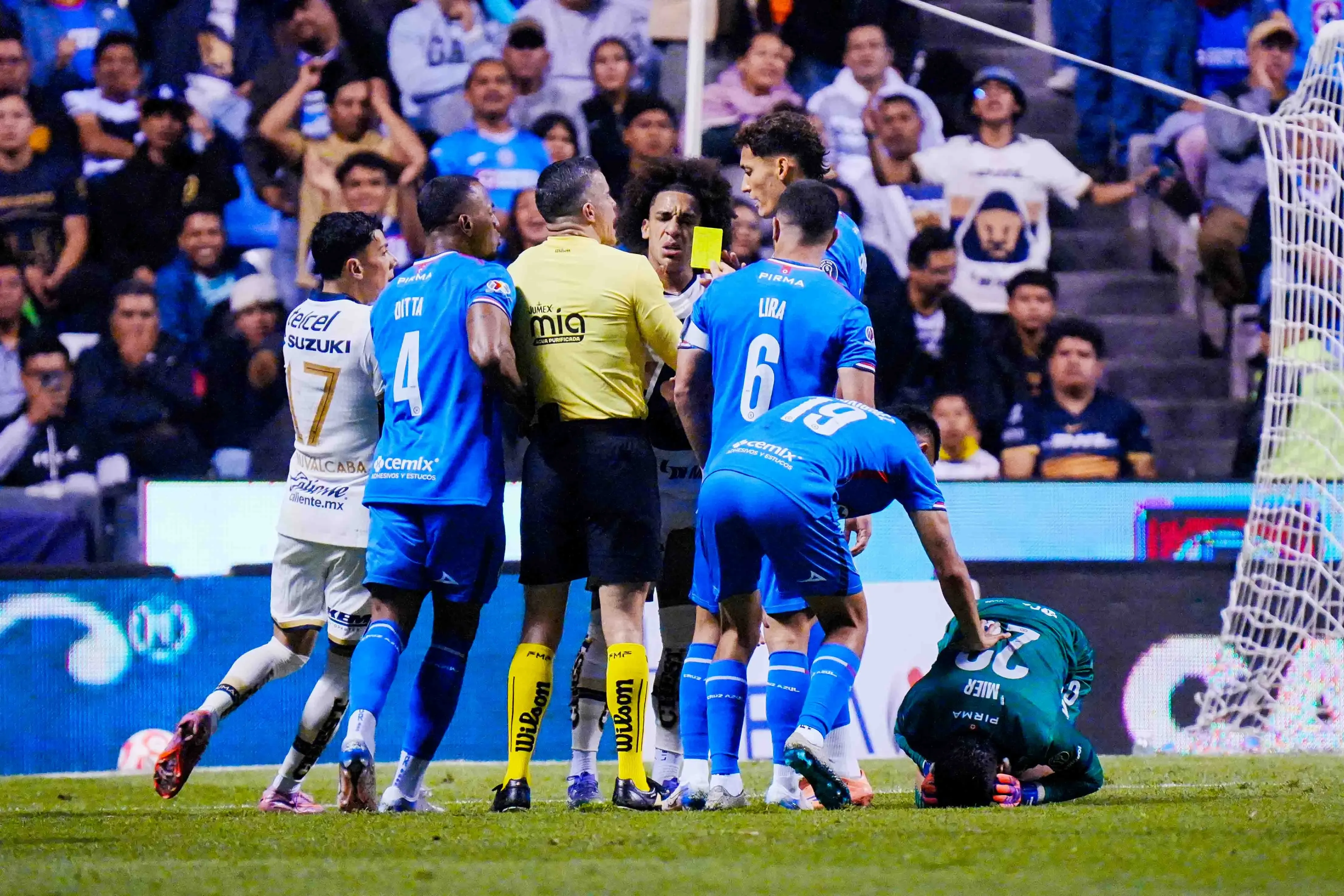 En Cruz Azul todavía hay resquemores por el accionar arbitral ante Pumas. (Imago7)