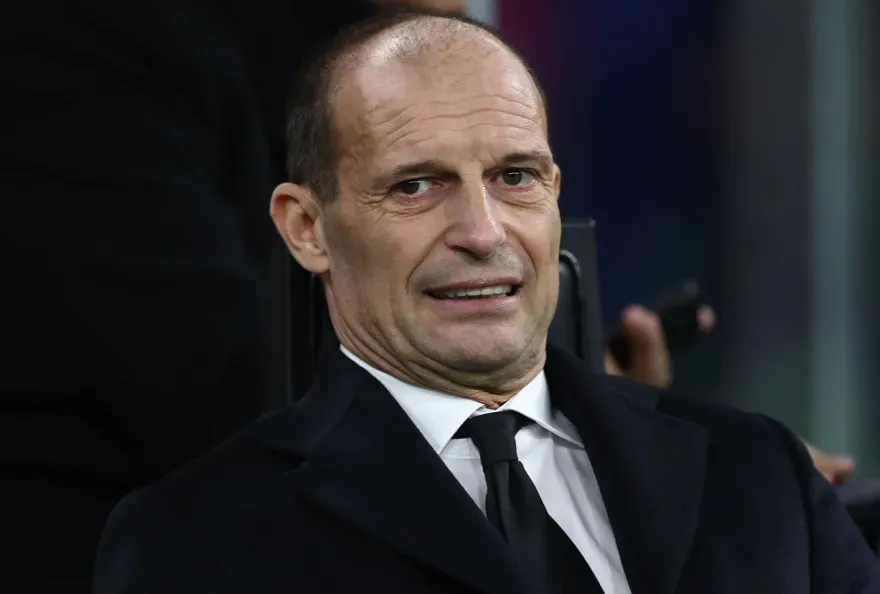 Allegri no ha parado de defender a Giménez (Getty)