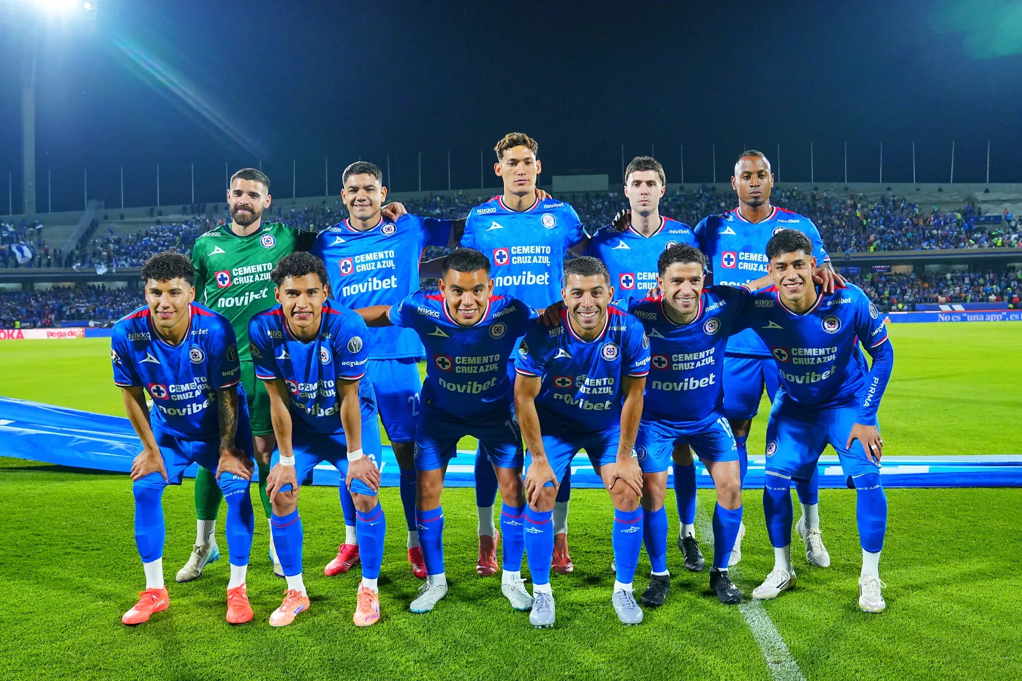 Cruz Azul podría presentar un once similar, sin Chiquete y con la duda de Campos. (Imago 7)