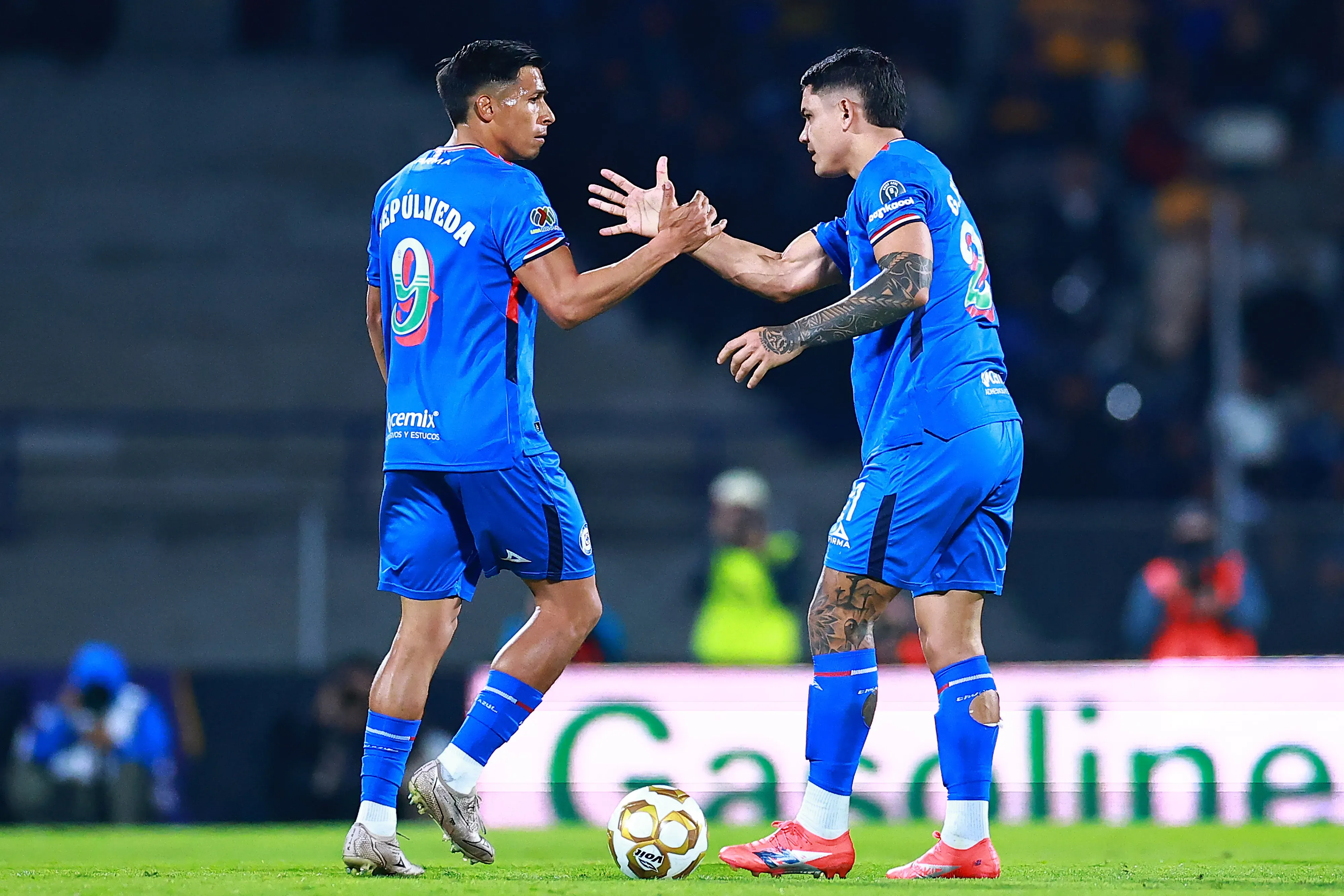 ¿Cruz Azul vs. Flamengo va por TV abierta? Dónde ver la Intercontinental 2025 (Getty Images)