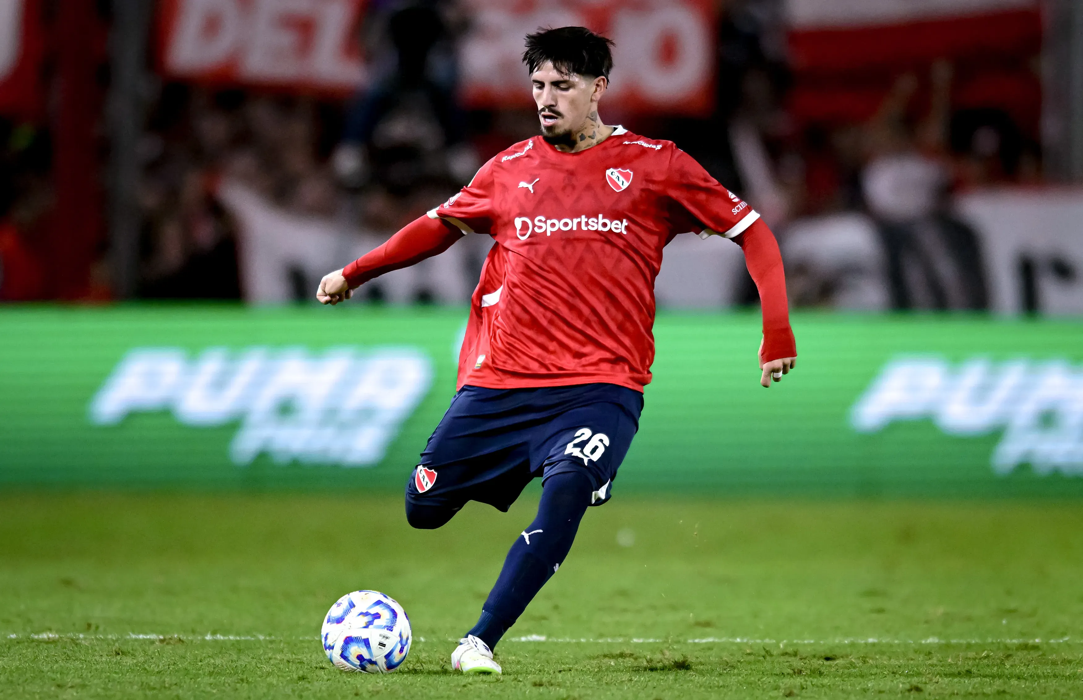 Cruz Azul estaría detrás de un defensor sudamericano: ¿Kevin Lomónaco? (Getty Images)