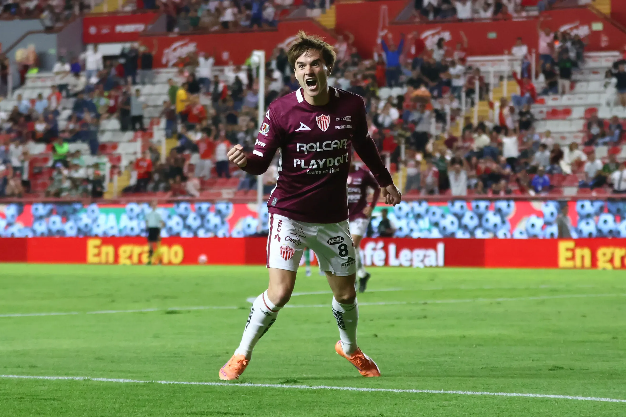 Revelan quién lleva la delantera por el fichaje de Agustín Palavecino (Imago 7)