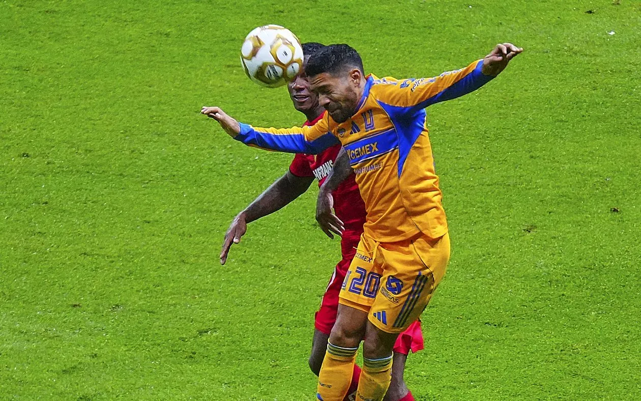 Javier Aquino, el otro ex de Cruz Azul con actualidad en Tigres. (Imago 7)