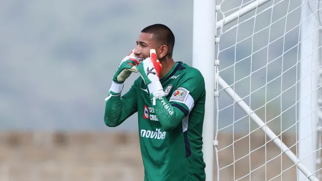 Emmanuel Ochoa emerge con grandes posibilidades para sumar minutos en Cruz Azul.