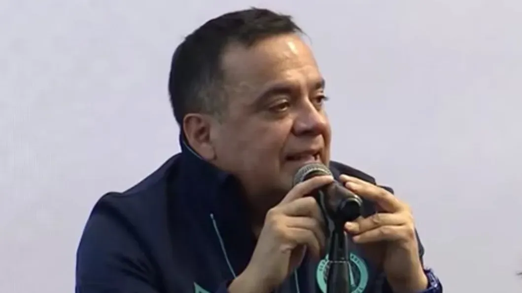 Víctor Velázquez habló de títulos para Cruz Azul varonil y femenil.