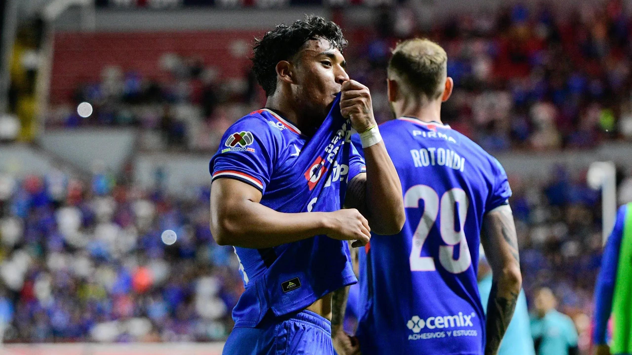 El nuevo rol que tendrá Amaury Morales en Cruz Azul