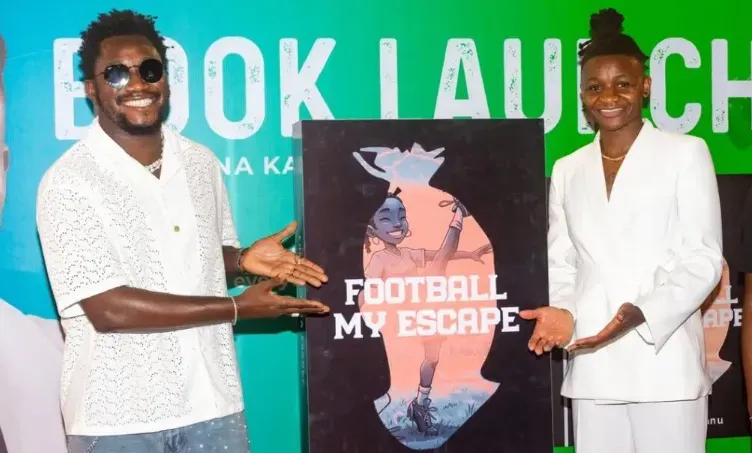 Kanu en la presentación de su libro (Archivo)