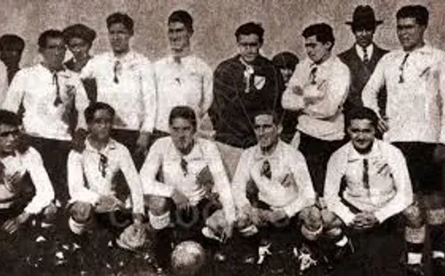 El primer plantel de Colo Colo / FOTO: Archivo