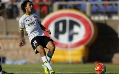 Henry Sanhueza fue formado en Colo Colo y debutó en el 2016