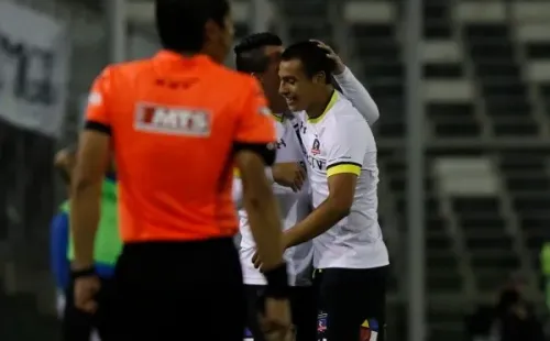 Iván Morales jugó 51′ en el triunfo 3-1 ante Huachipato por la Copa Chile 2016. Esteban Paredes lo reemplazó en una noche soñada para el Tanquecito.