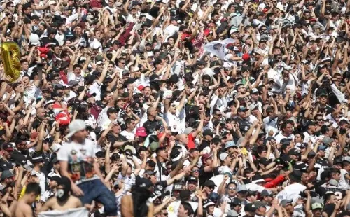 El pueblo colocolino se volcó con todo a solidarizar con los socios y socias / FOTO: Archivo
