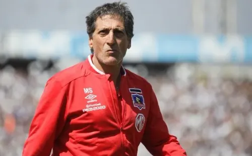 Mario Salas no tuvo un buen pasar por Colo Colo / FOTO: Agencia Uno