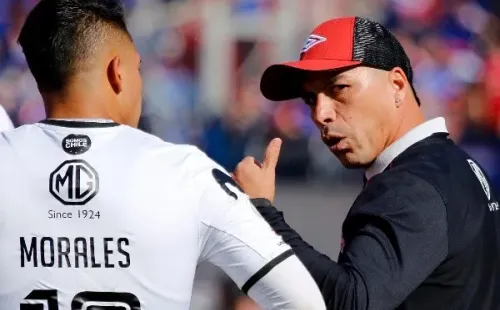 Los jugadores del Cacique están con su capitán, Esteban Paredes.