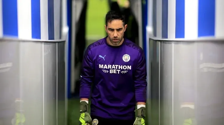 El formado en Colo Colo seguiría por un año más en el City.