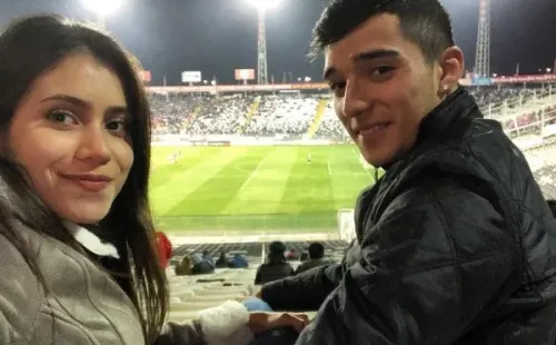 Fernanda y Branco en el Estadio Monumental viendo al Cacique.
