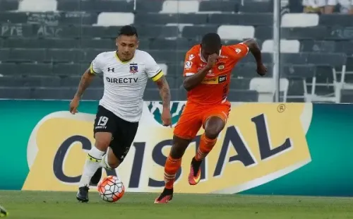 Colo Colo y Cobreloa animan una de las rivalidades más fuertes del fútbol chileno.