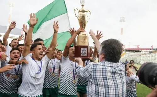 Rodelindo Román logró el título de Tercera B el 2019 y su ascenso a Tercera A.