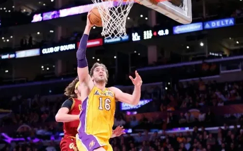 Gasol tuvo una exitosa carrera en la NBA, ganando dos campeonatos y siendo llamado seis veces al juego de las estrellas.