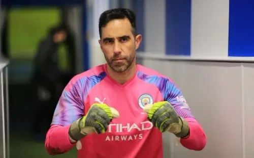 Claudio Bravo termina su vínculo con el Manchester City y es un hecho que tendrá que buscar club / FOTO: Getty Images