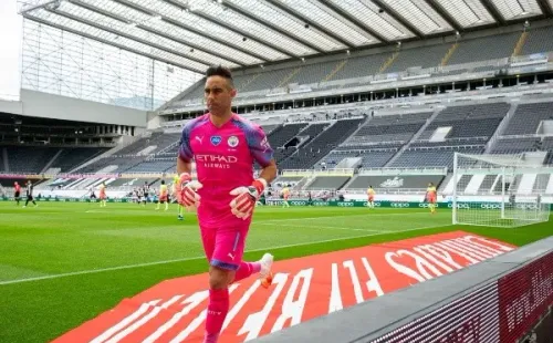 Claudio Bravo termina contrato en agosto con el City / FOTO: Getty Images