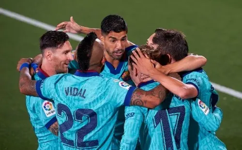 Arturo Vidal sigue sumando minutos en Barcelona