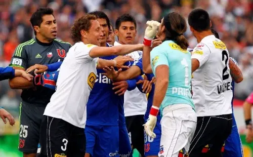 Herrera y Prieto se dijeron de todo al final del Superclásico del 2012