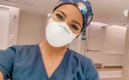 Macarena está cumpliendo con exigentes protocolos sanitarios para no contagiar a sus familiares.