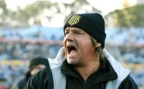 Saralegui fue uno de los máximos referentes de Peñarol en su época como jugador, ganando dos Libertadores.