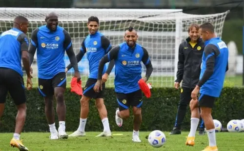 El King ya entrena con sus nuevos compañeros y es alternativa para el estreno del Inter en la Serie A.