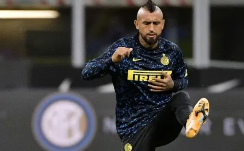 Arturo Vidal recién ingresó a los 73 minutos y se vio muy activo en la remontada del Inter.