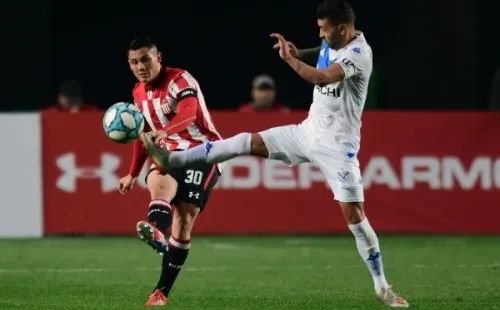 Juan Fuentes se lesionó en Estudiantes / FOTO: Getty Images