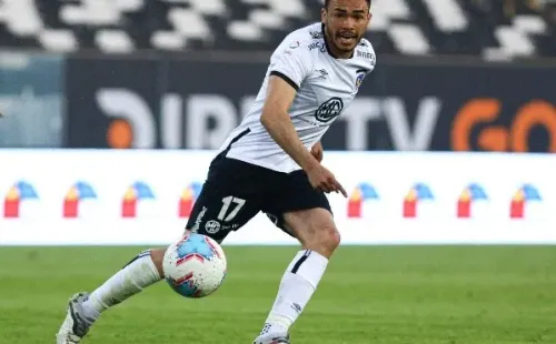 Gabriel Suazo ante Unión Española