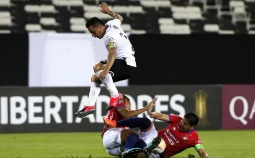 Esteban Paredes nunca tuvo una posibilidad de evitar la eliminación de Colo Colo.
